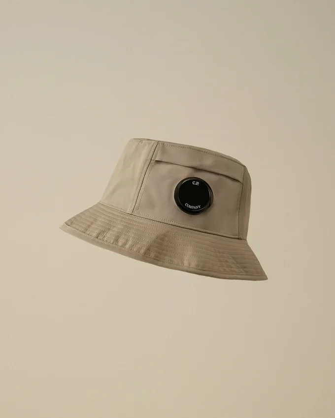 Buckethoed met Chrome-R-lens