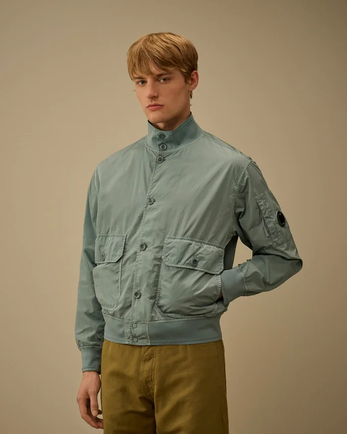 Chrome-R-bomberjack met knopen