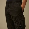 Chrome-R ergonomische cargo-broek met lensdetail