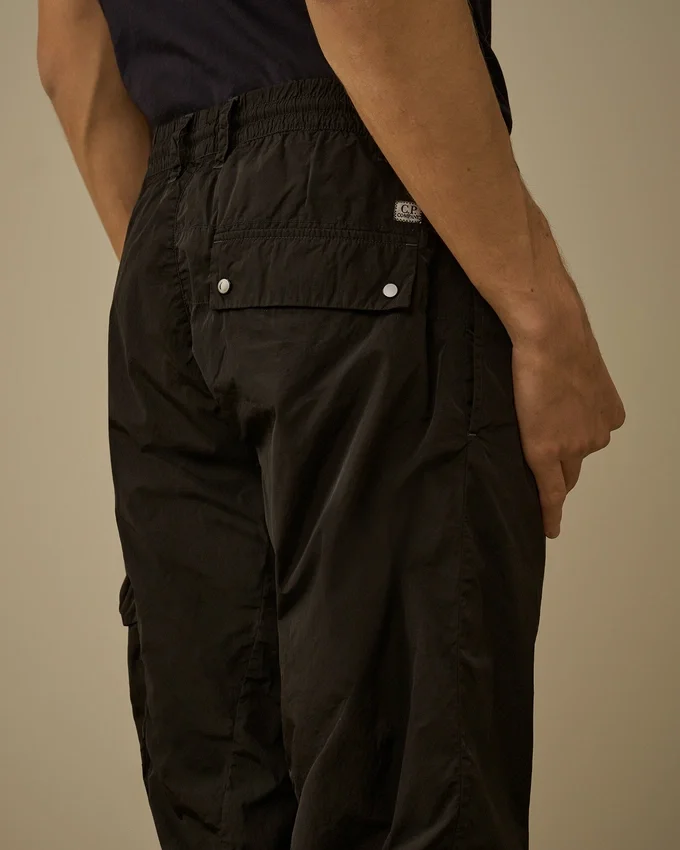 Chrome-R ergonomische cargo-broek met lensdetail