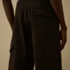 Diagonale cargosweatshorts van reliëffleece