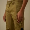 Ergonomische cargo-broek met afgeronde zakken van stretch-satijn