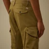 Ergonomische cargo-broek met afgeronde zakken van stretch-satijn