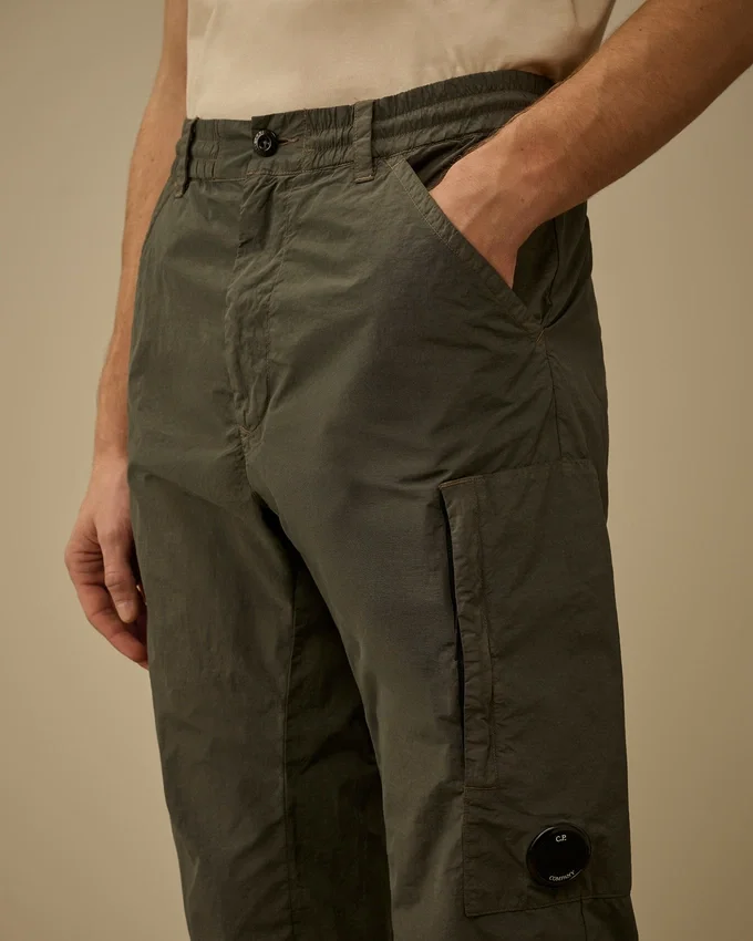 Flatt Nylon cargo-broek met normale pasvorm