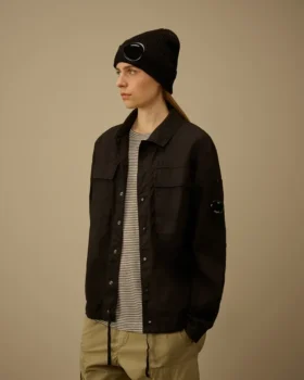 Katoenen ripstop overshirt met boxy pasvorm, knopen en Lens-detail