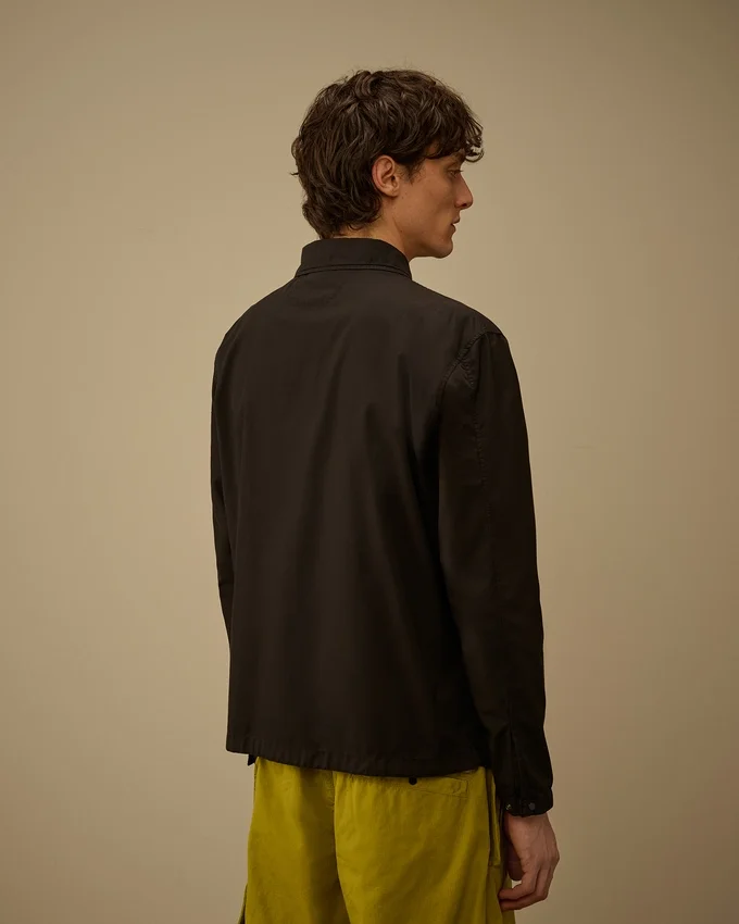 Katoenen ripstop overshirt met boxy pasvorm, knopen en Lens-detail