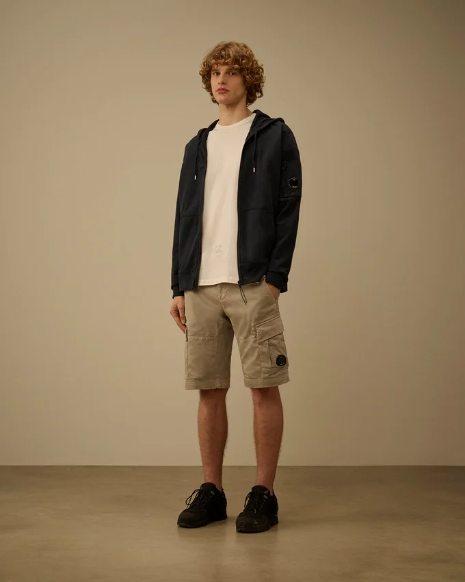 Licht fleece sweatshirt met capuchon, rits en Lens-detail