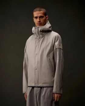 Metropolis Series HyST-jas met capuchon