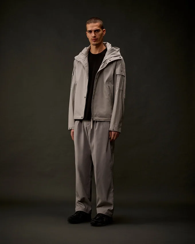 Metropolis Series HyST-jas met capuchon