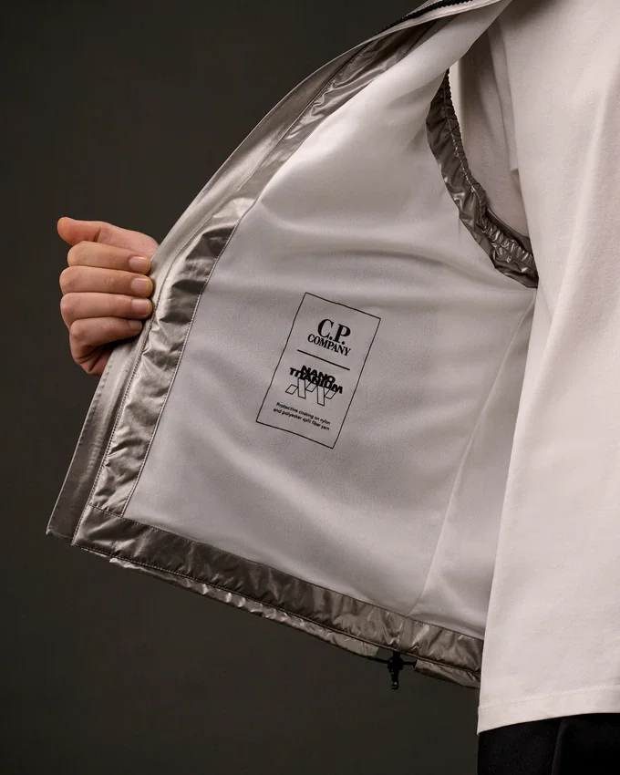 Metropolis Series Nano Titanium-vest met capuchon