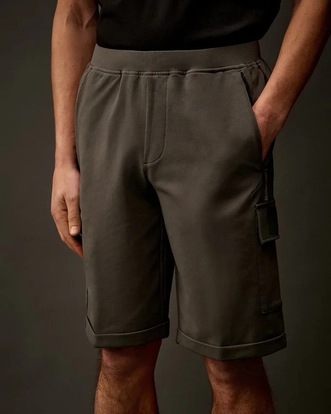 Metropolis Series stretchfleece cargo-sweatshorts