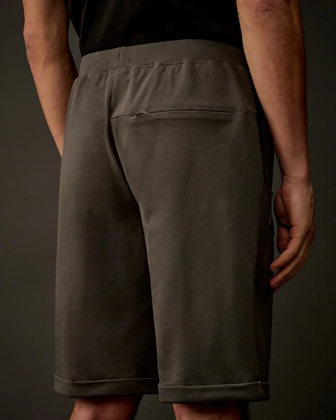 Metropolis Series stretchfleece cargo-sweatshorts