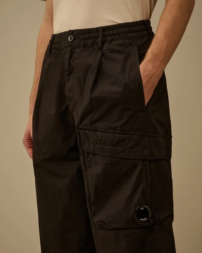 Micro-Reps broek met boxy pijpen en zakken met Lens