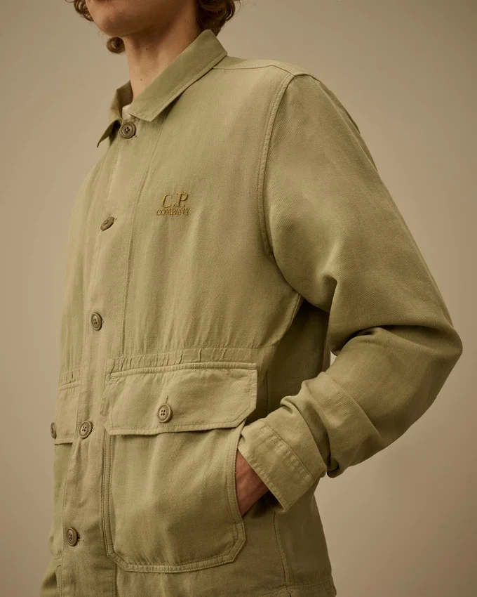 Overshirt van gebroken twill met knopen