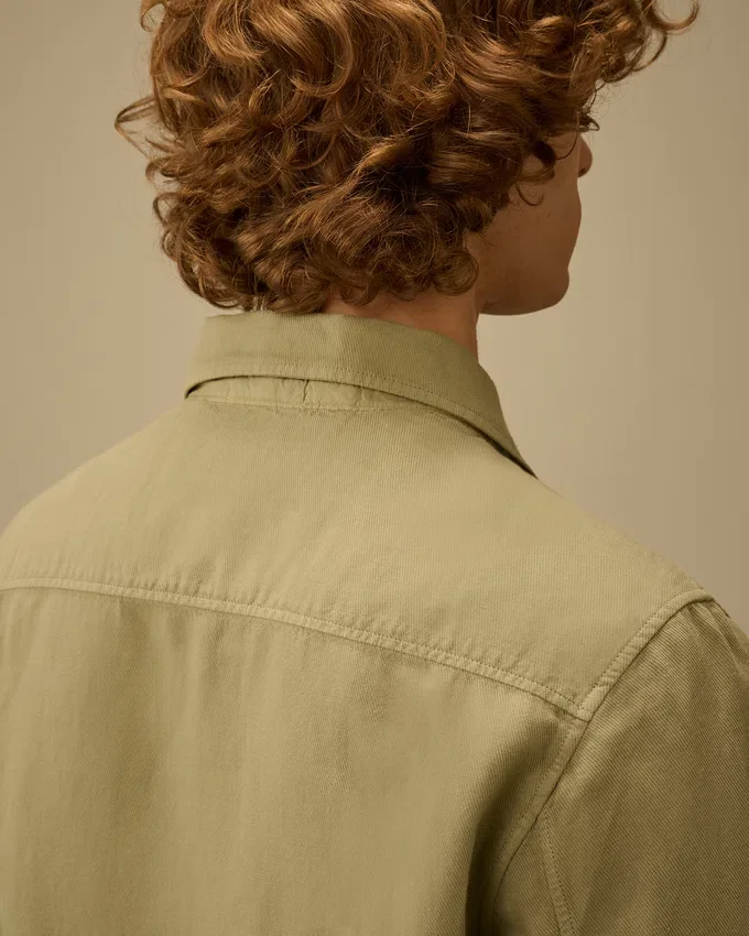 Overshirt van gebroken twill met knopen