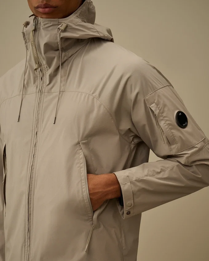 Pro-Tek-jas met capuchon