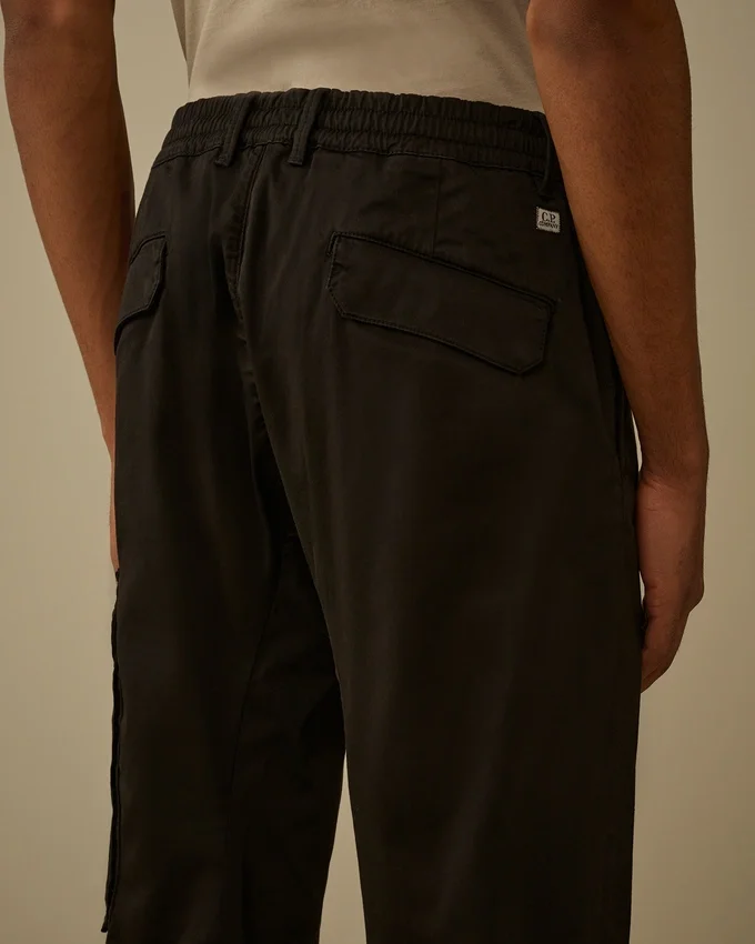 Regular-fit cargobroek van stretch-satijn