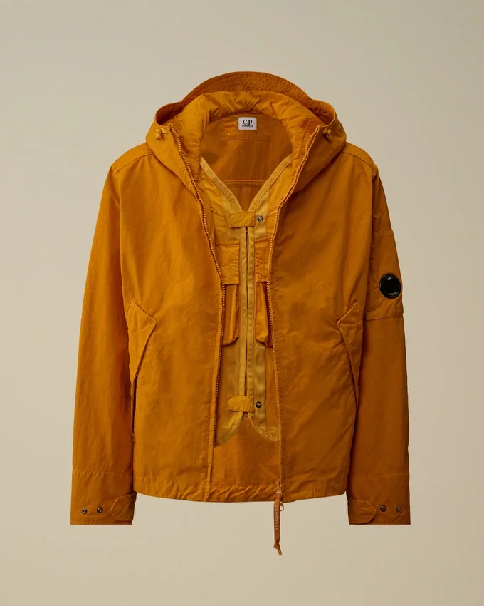 Twill-jas met capuchon en Lens-luik