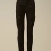U16 Stretch Gabardine Cargo-broek met Lens-detail