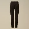 U16 Stretch Gabardine Cargo-broek met Lens-detail