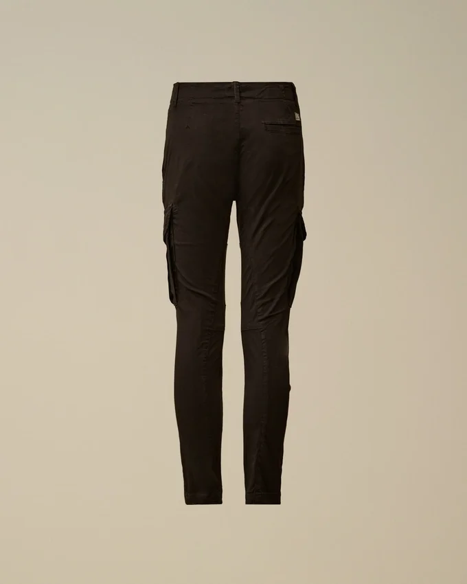 U16 Stretch Gabardine Cargo-broek met Lens-detail